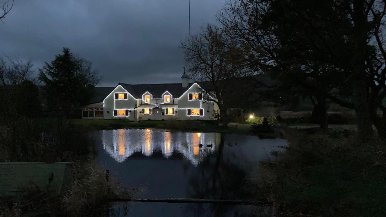 Llwyn Onn Guest House, North Wales Pentrefoelas Eksteriør billede
